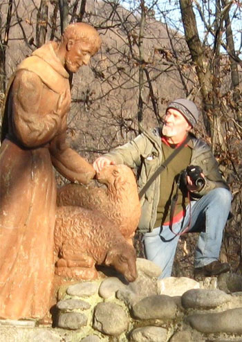 Franco statua San Francesco